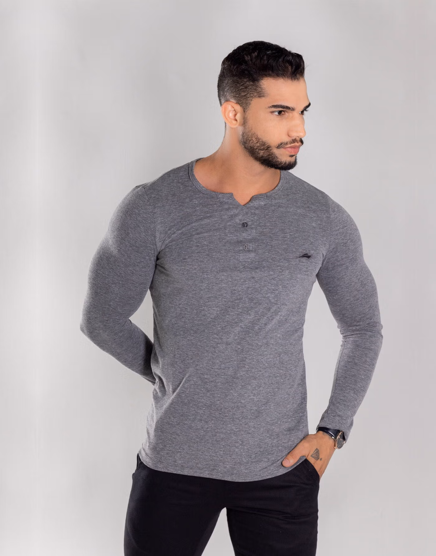 Camiseta Henley Masculina Algodão Pima Manga Longa – Cor Mescla Claro - Imagem 7