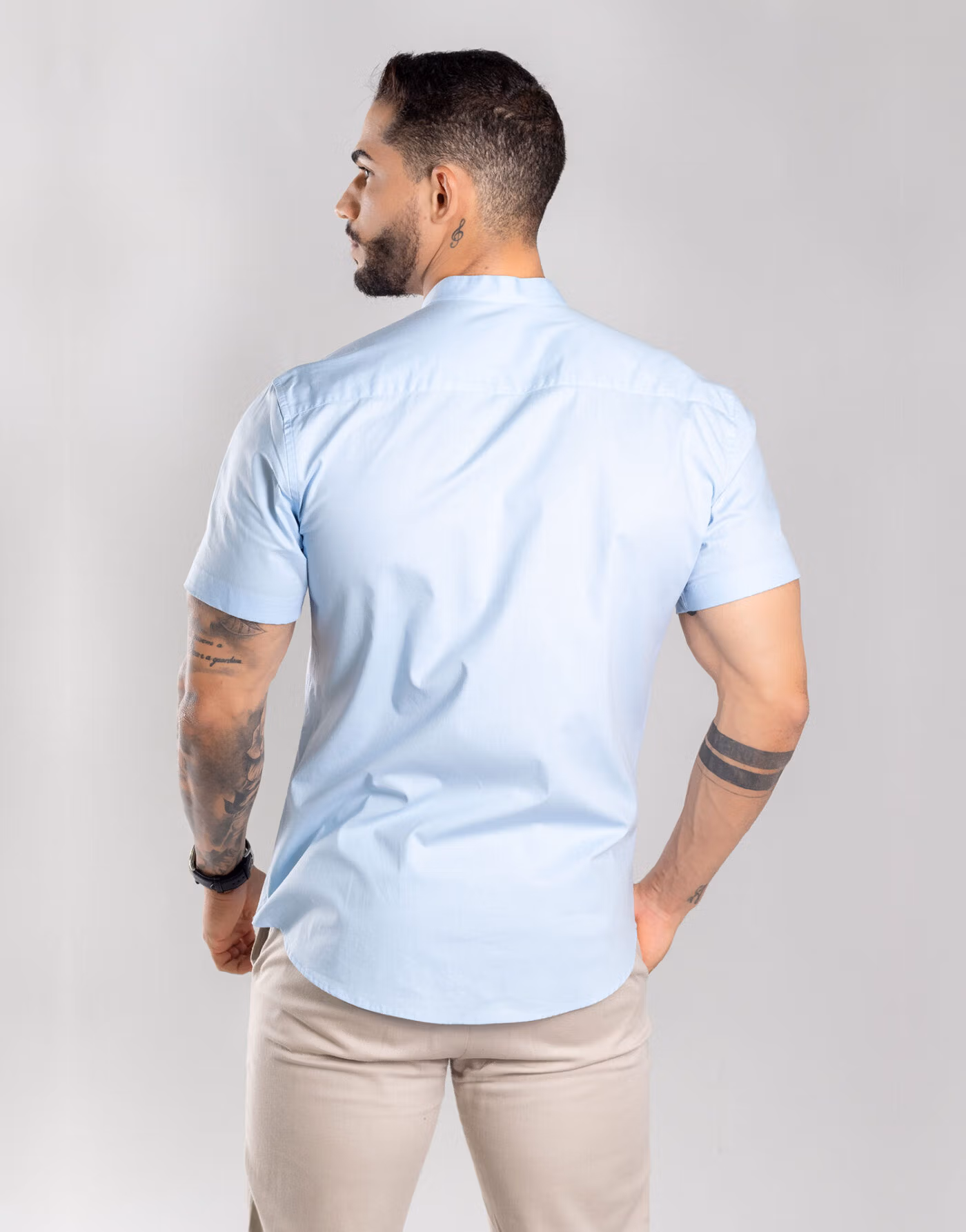 Camisa Gola Padre De Manga Curta Estilo E Elegância – Cor Azul Claro - Imagem 6