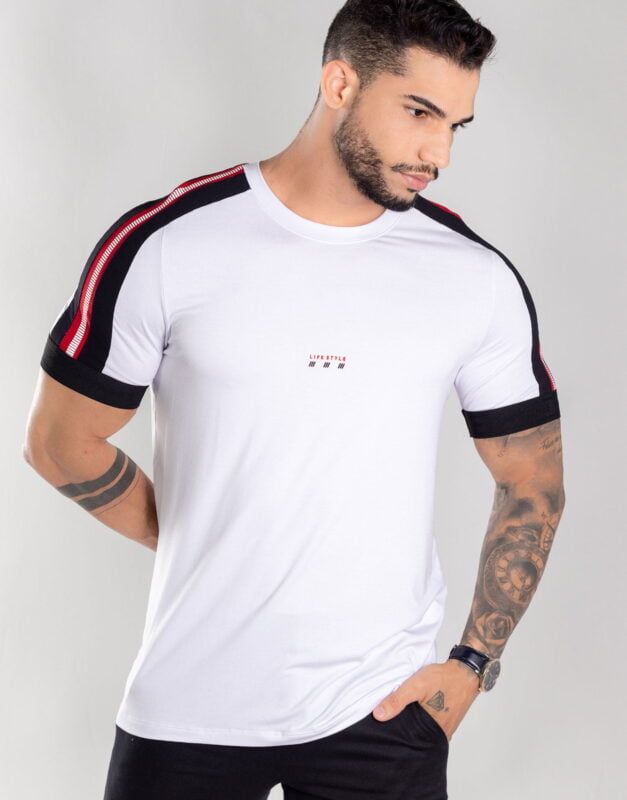 Camiseta Life Style Recorte Manga