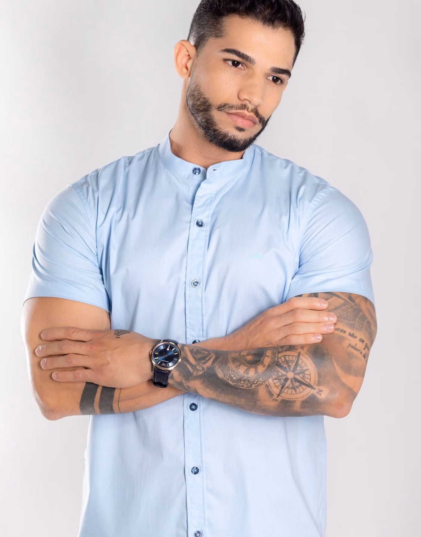 Camisa Gola Padre De Manga Curta Estilo E Elegância – Cor Azul Claro - Imagem 2