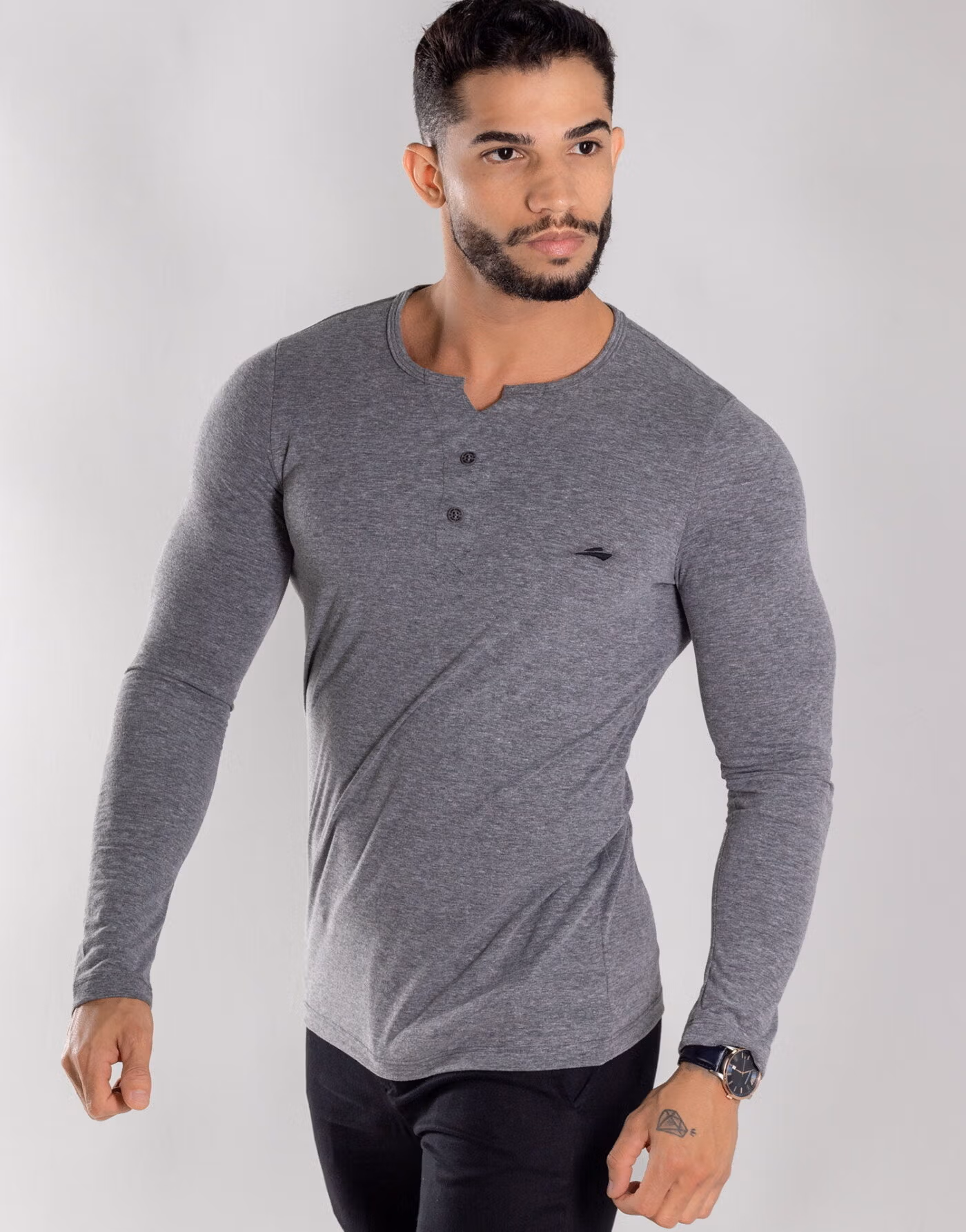 Camiseta Henley Masculina Algodão Pima Manga Longa
