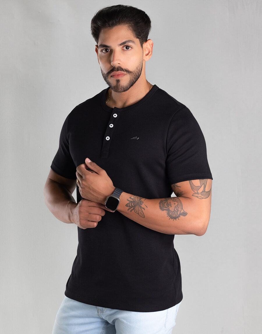 Henley Masculina Algodão Encorpado