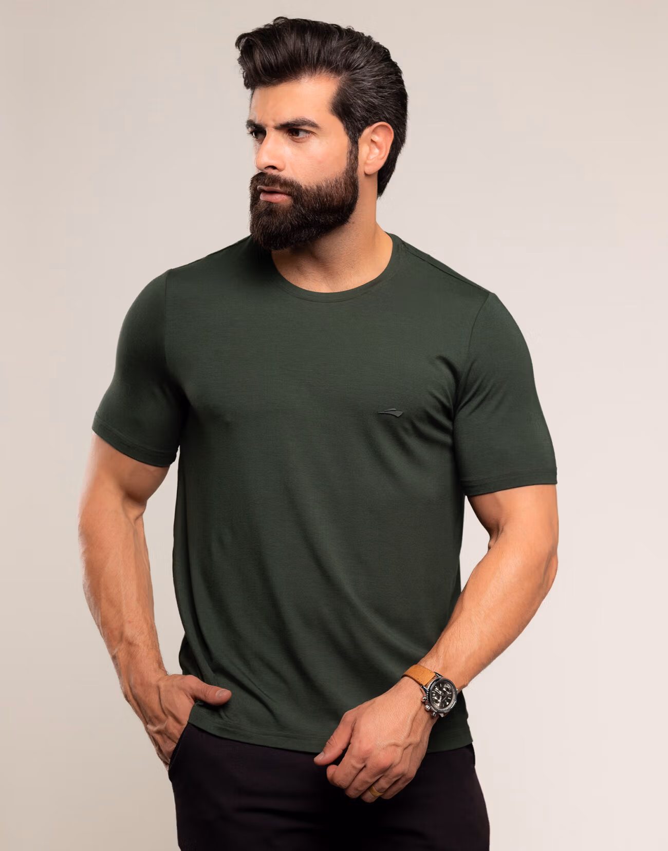 1703 Camiseta Masculina Basica Com Elastano Respiravel Cor Verde 1