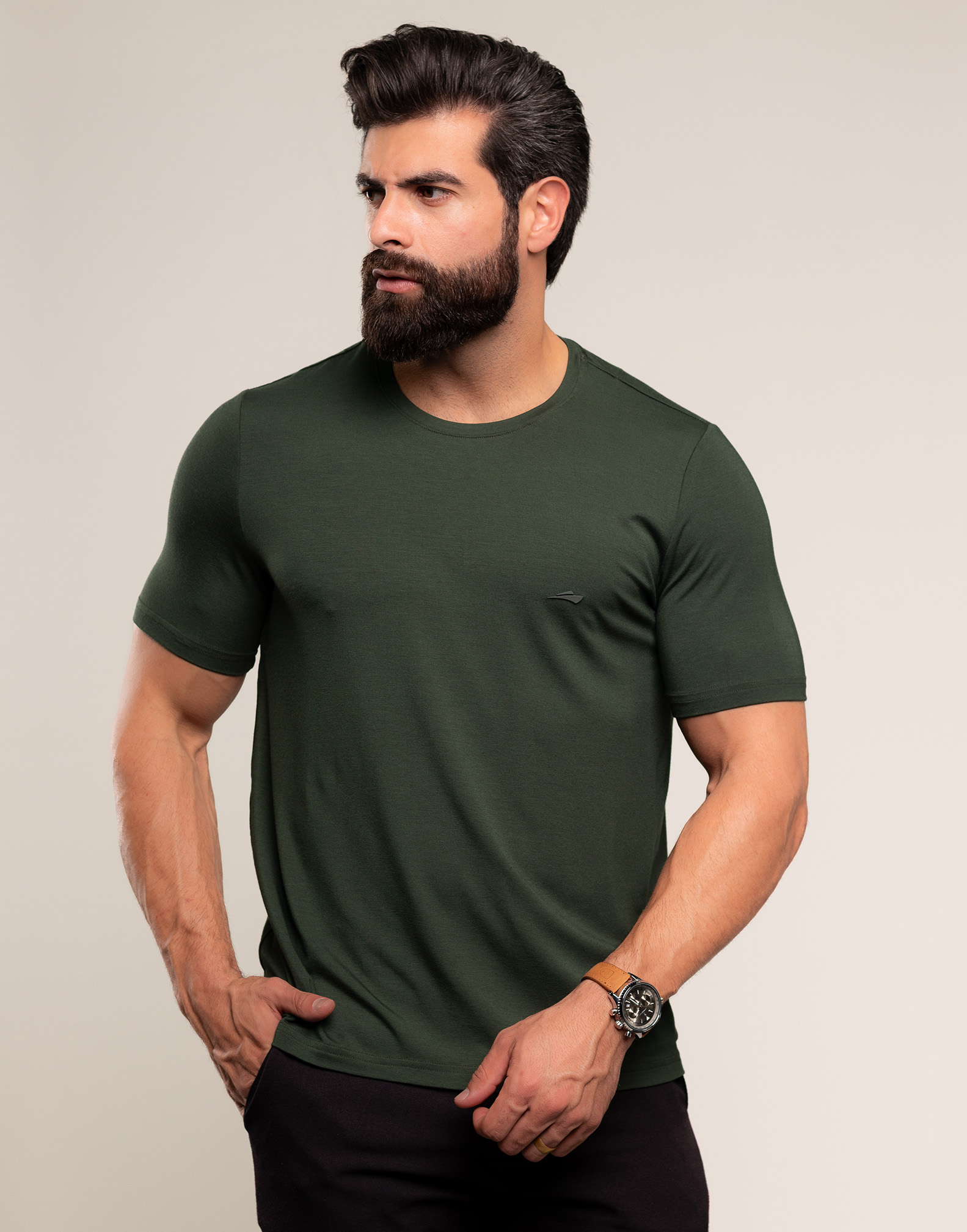 Camiseta Masculina Básica Com Elastano Respirável – Cor Verde – Roupa masculina