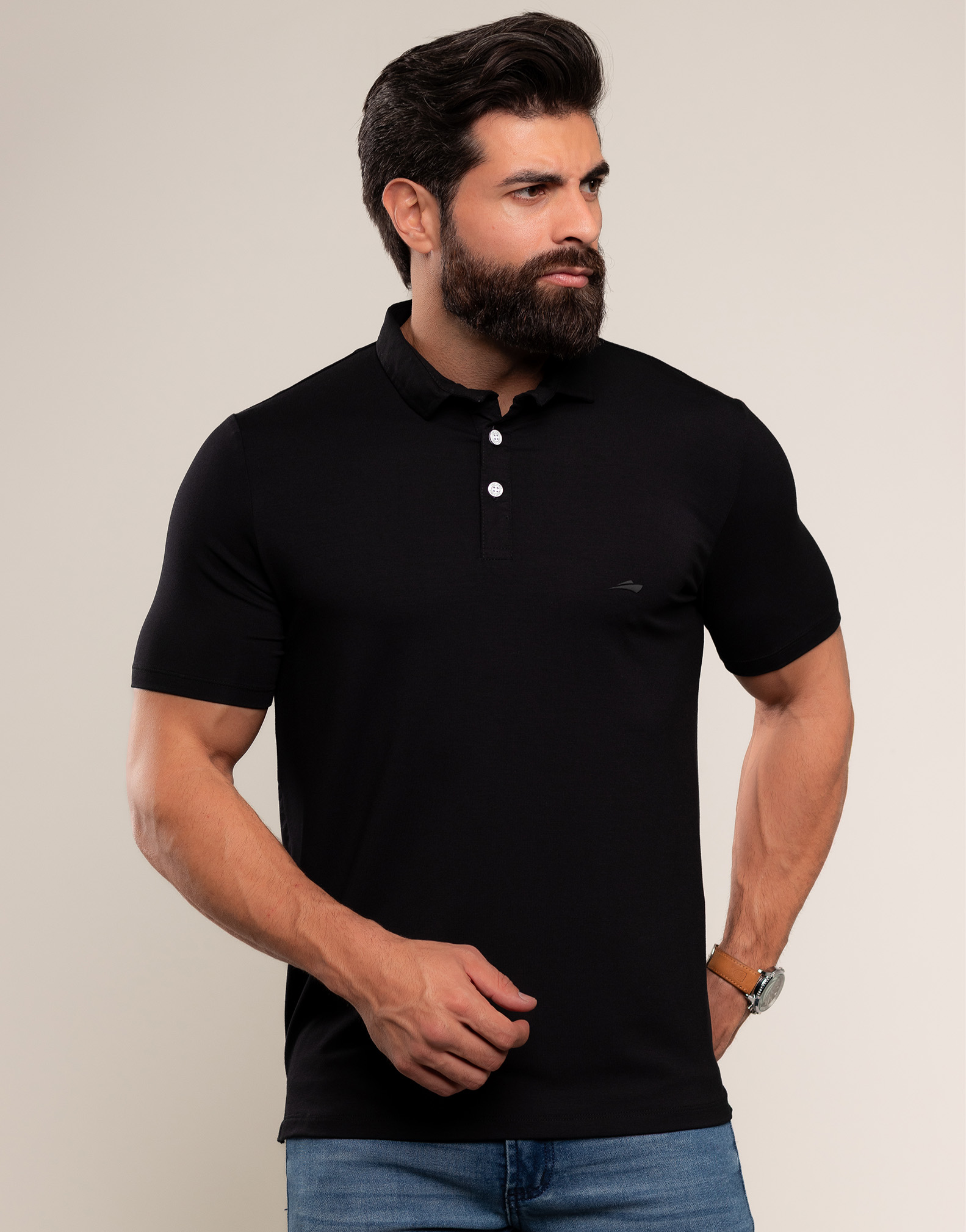 Camiseta Polo Masculina Slim Fit Com Elastano Anti-Odor Cor Preto 1 Camiseta Polo Masculina Slim Fit Com Elastano Anti-Odor – Cor Preto - Imagem 1
